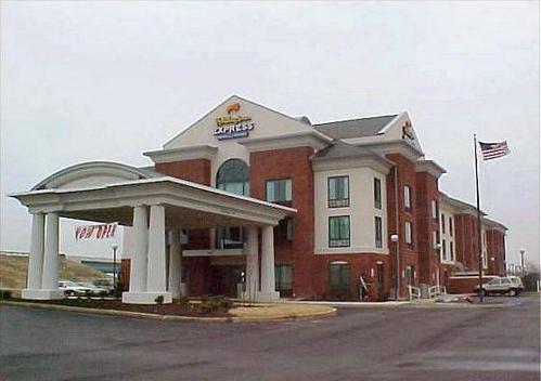 Отель Holiday Inn Express Hotel & Suites Memphis Southwind