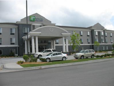 Отель Holiday Inn Express & Suites Pittsburg
