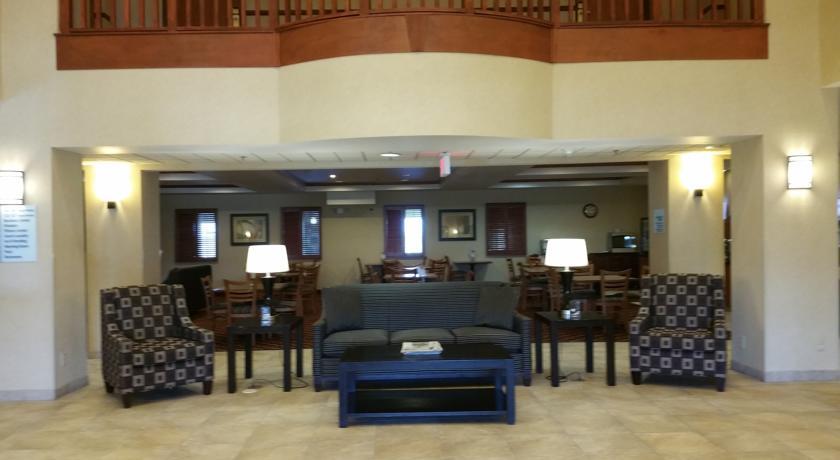 Отель Holiday Inn Express Syracuse-Fairgrounds