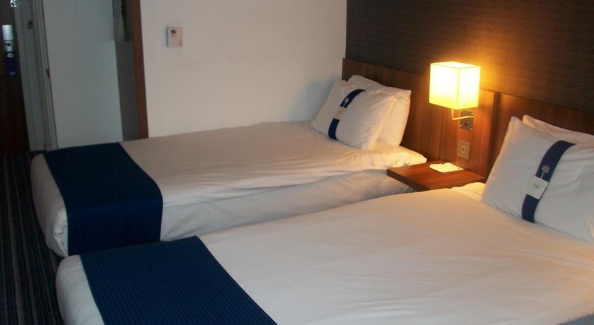 Отель Holiday Inn Express Tamworth