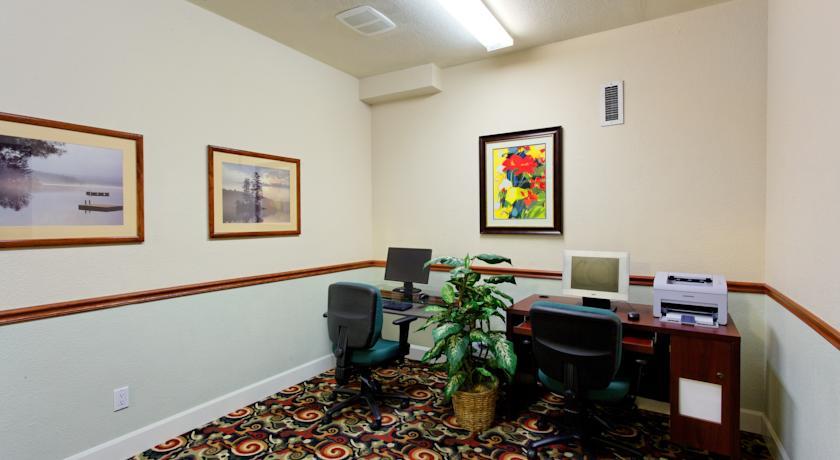 Отель Quality Inn