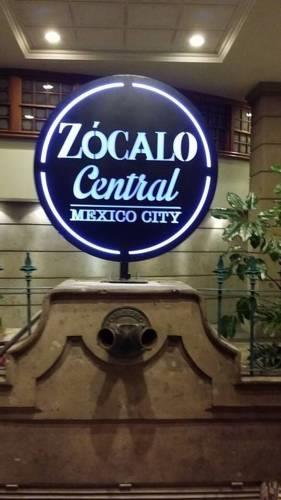 Отель Holiday Inn Zocalo