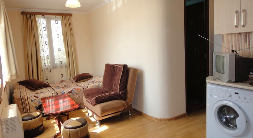Nukri Guesthouse
