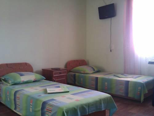 Lennara Guest House