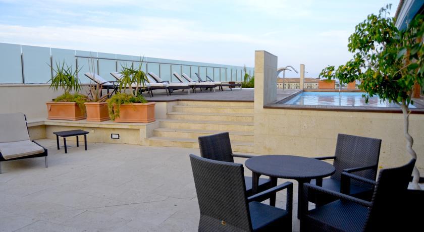 Отель Hotel 525