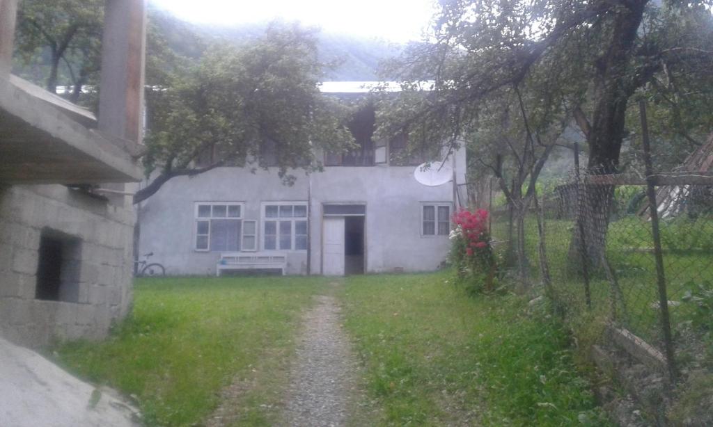 Гостевой дом Beso Guledani Guesthouse
