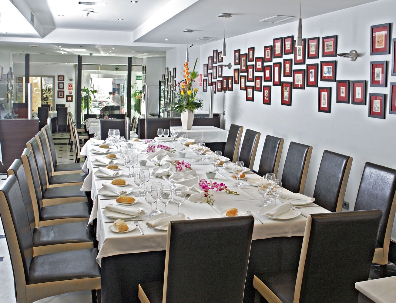 Lusso Infantas Hotel