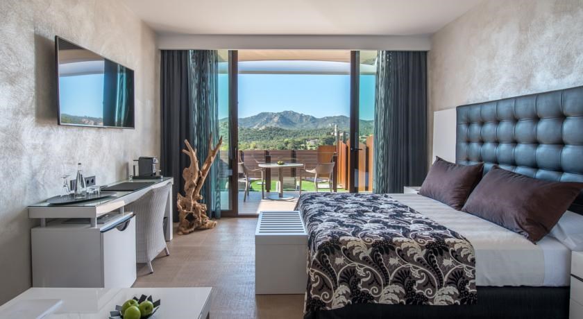 Отель Mas Tapiolas Suites Natura