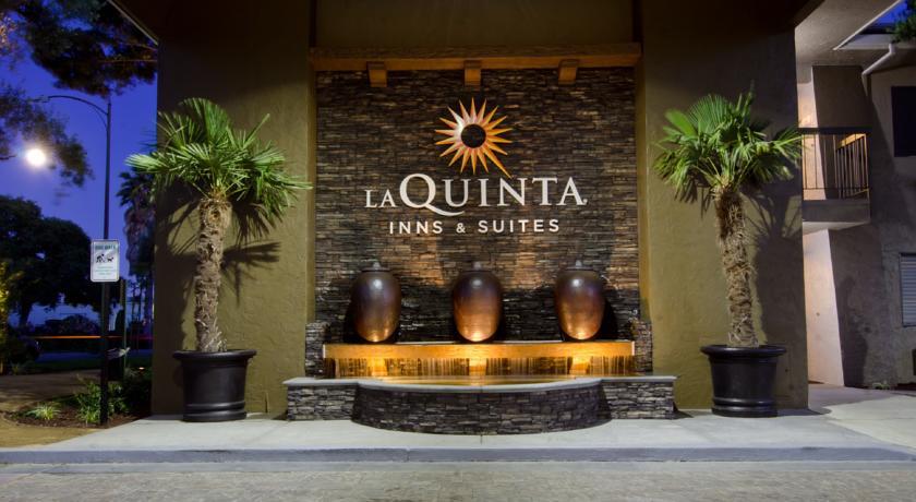 Отель La Quinta San Jose Airport