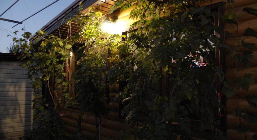 Гостиница Gostinniy Dvor Karolino-Bugaz