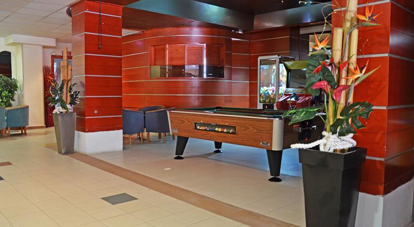 Отель Club Cala Tarida