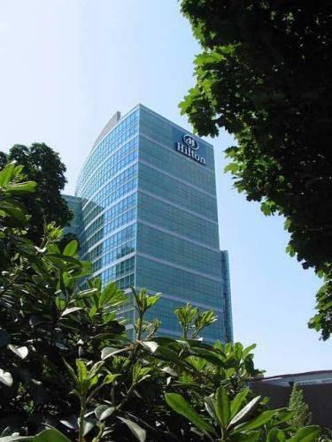 Отель Hilton Vancouver Metrotown