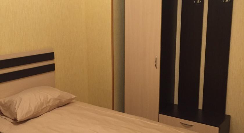 Гостиница Hotel GUT