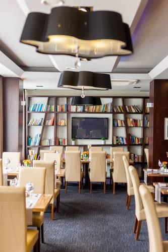 Отель Hotel Beskid