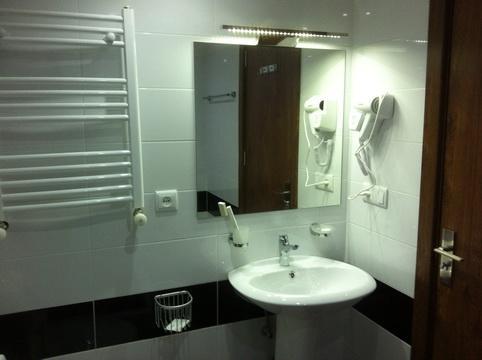 Hotel 4U