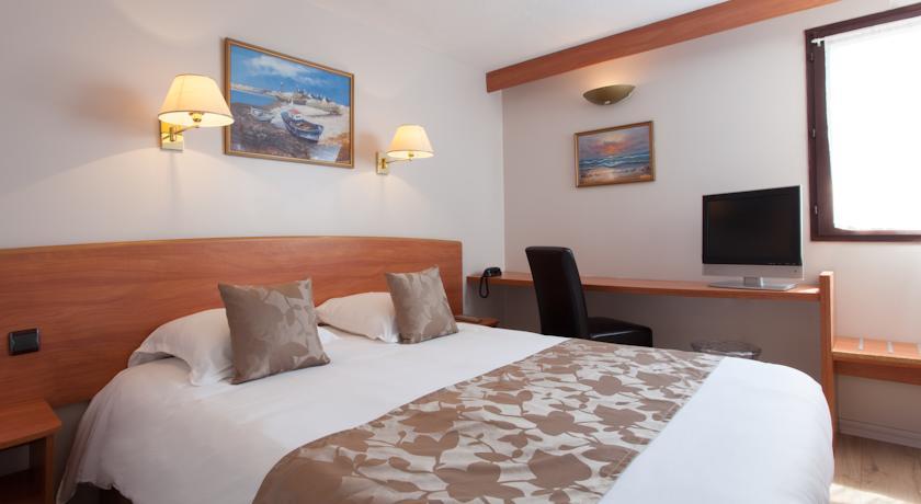 Отель Comfort Hôtel - Eragny-Sur-Oise