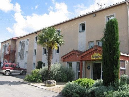 Отель Hôtel Balladins Agen