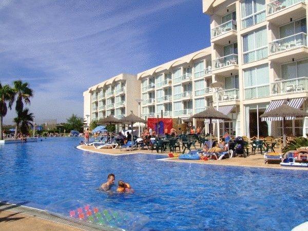 Апартаменты Eix Alzinar Mar