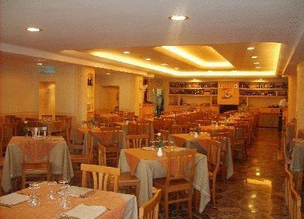 Отель Hotel Ristorante Belvedere