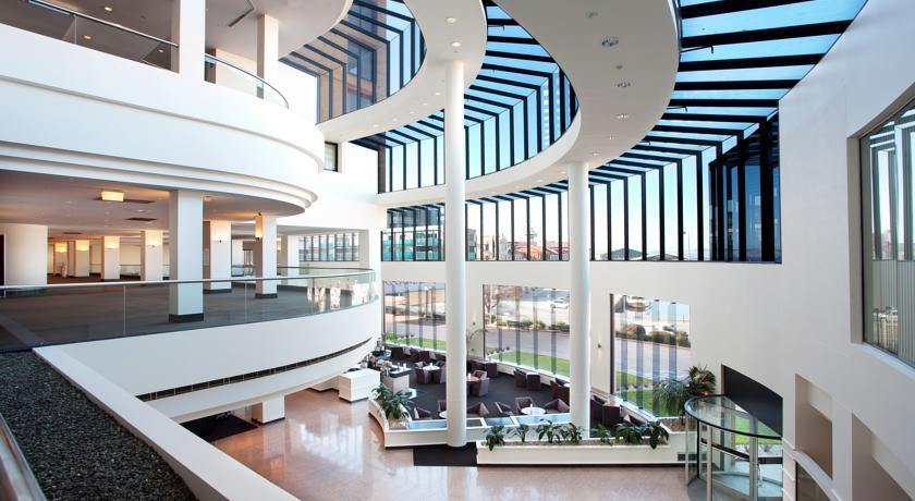 Отель Hotel Grand Chancellor Hobart