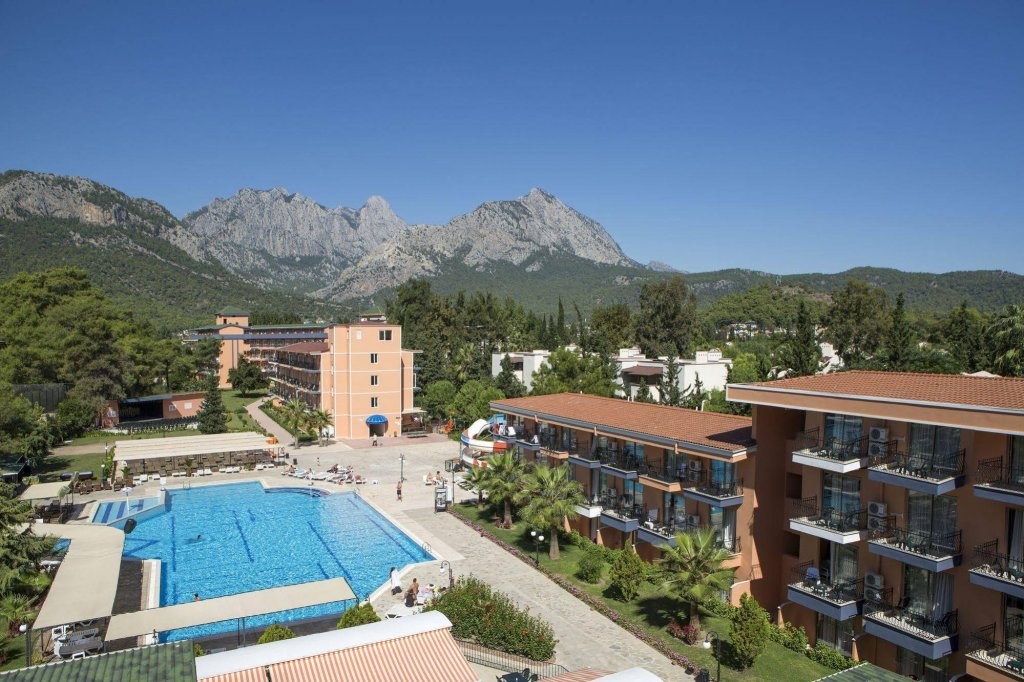 Отель Armas Garden Hotel