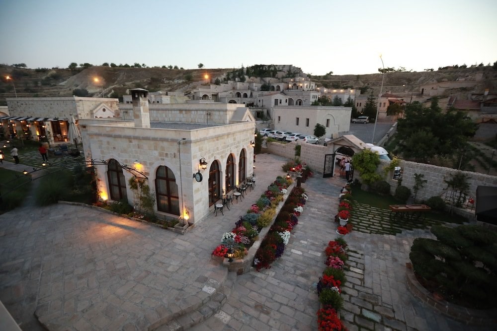 Отель Seraphim Cave Hotel