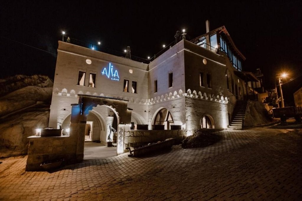 Alia Cave Hotel