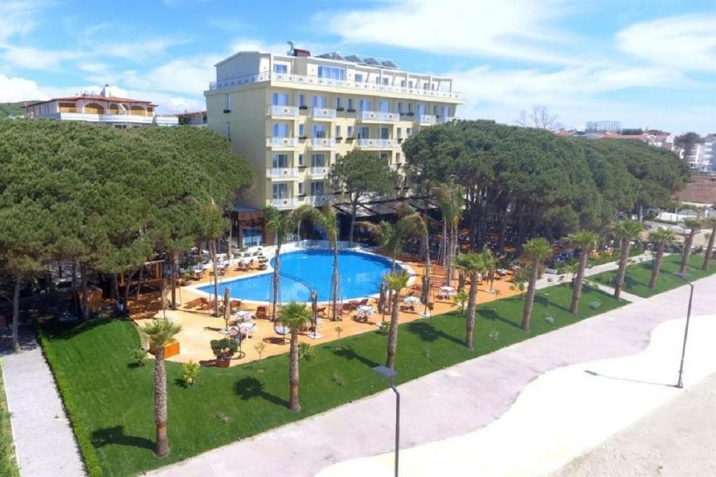 Отель Vm Resort & Spa