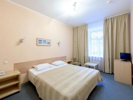 Travelto Kazanskiy 12
