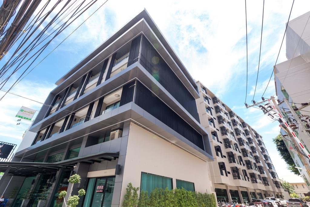 Patong Bay Exclusive Hotel