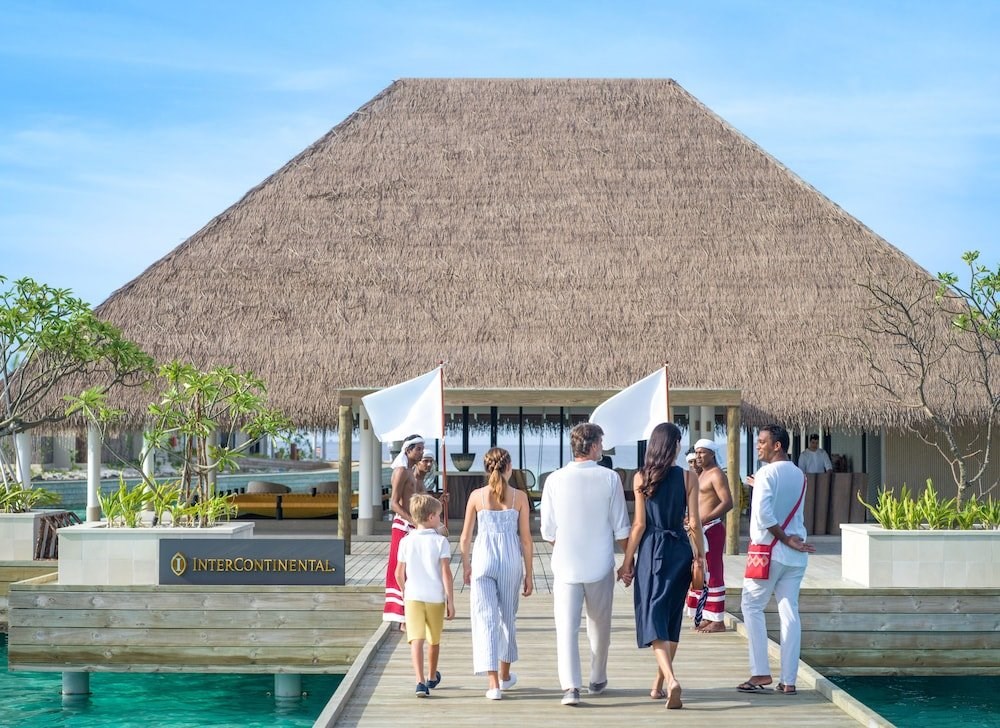 InterContinental Maldives Maamunagau Resort