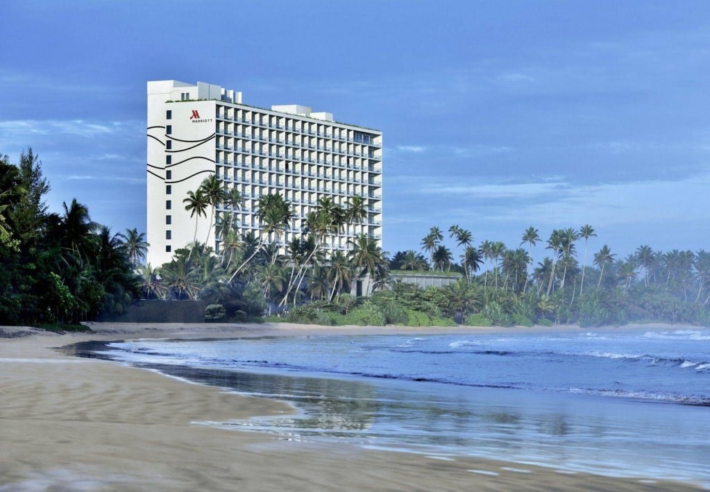 Отель Weligama Bay Marriott Resort & Spa