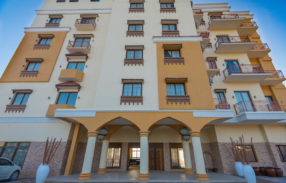Отель Golden Tulip Zanzibar Resort