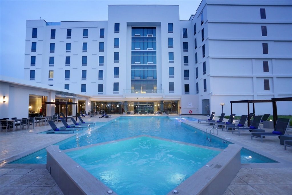 Отель Crowne Plaza Panama Airport