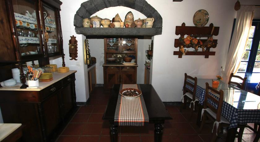 Отель Quinta De Santana