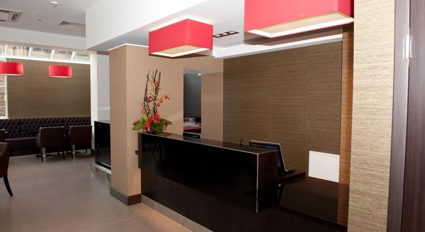 Отель Ibis Belfast Queens Quarter