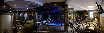 Empire Hotel