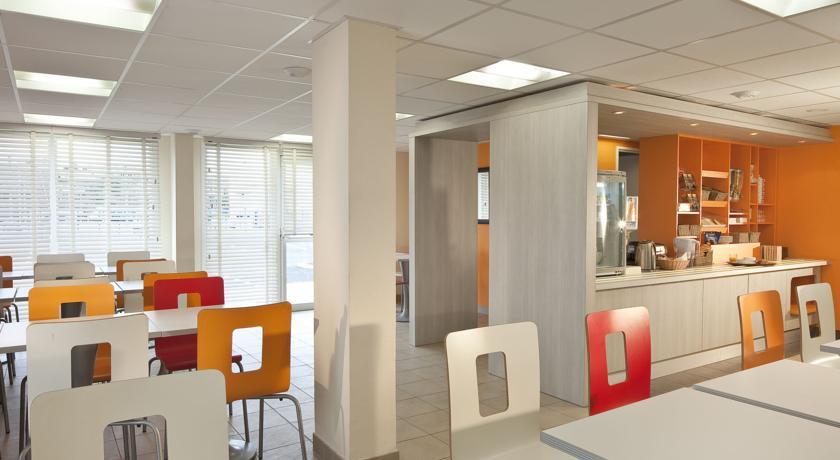 Отель Premiere Classe Cholet