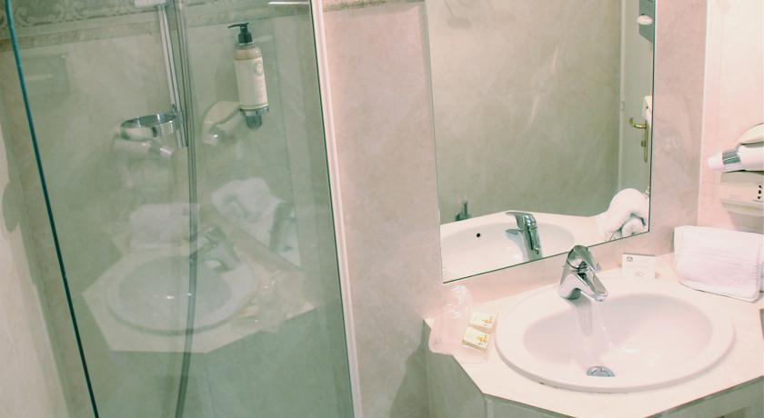Best Western Hotel de Madrid Nice