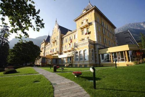 Отель Grand Hotel Billia