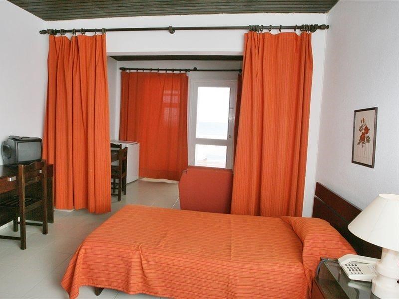 Отель Barracuda Aparthotel