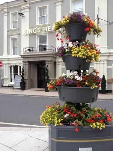 Отель King's Head Hotel