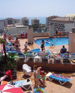 Апартаменты Hotel TOP Royal Sun Suites