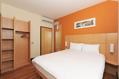 Отель Ibis Belfast City Centre
