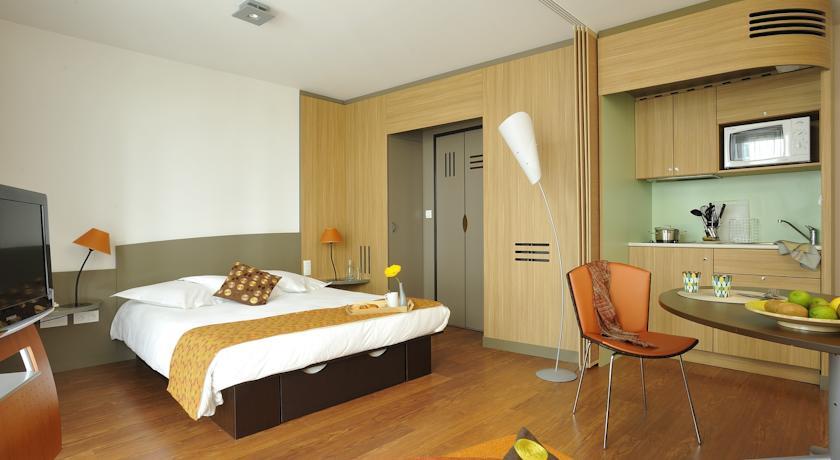 Апартаменты Adagio Nantes Centre