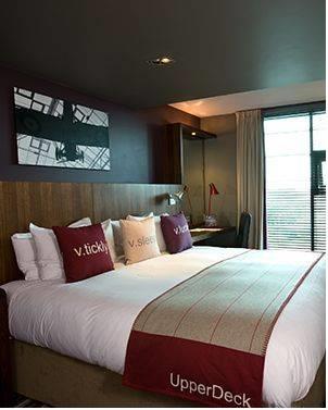 Отель De Vere village Farnborough