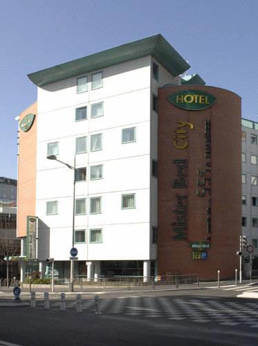 Отель Mister Bed City Bagnolet