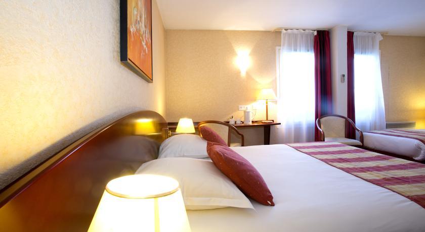 Отель Hotel Wilson Bordeaux Bègles
