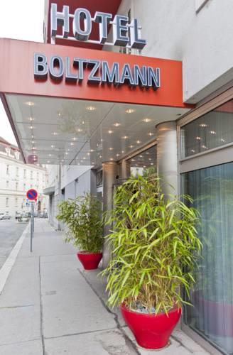 Hotel Boltzmann