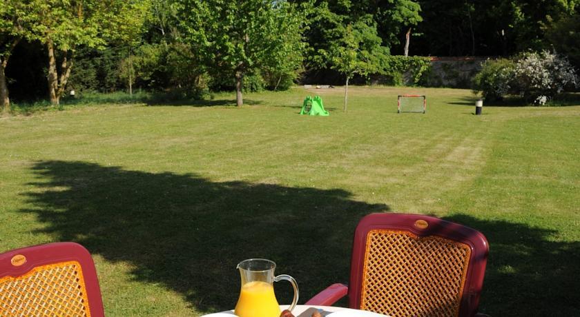 Отель Le Relais Saint Georges